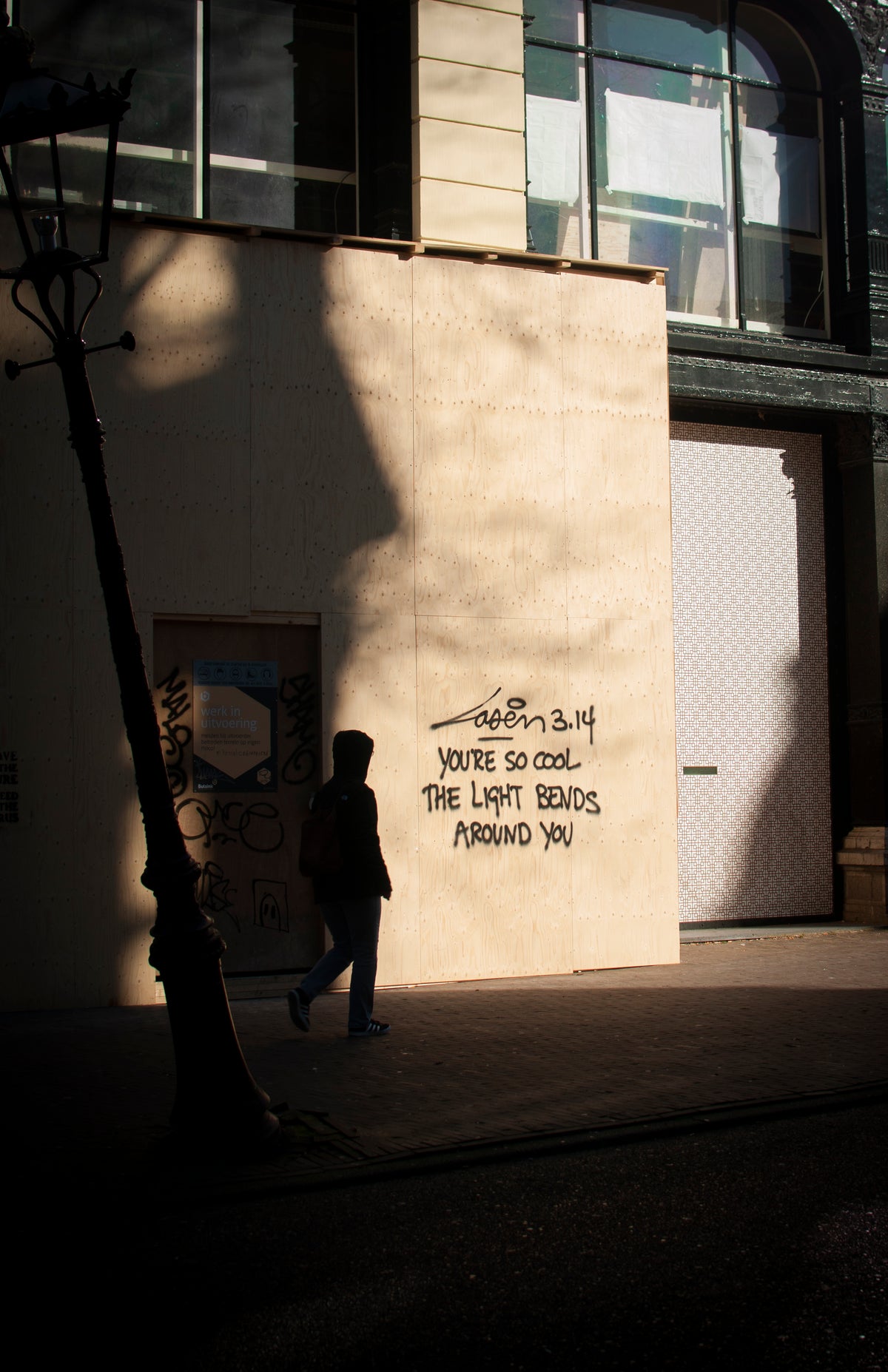 THE LIGHT SHINES AROUND YOU